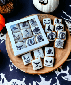 Helovino piktieji dėžutėje