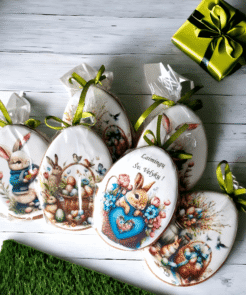 Alternative view of Dekoruotas Velykinis meduolis - zuikis sveikina