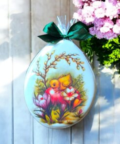 Dekoruotas Velykinis meduolis - viščiukas pievoje