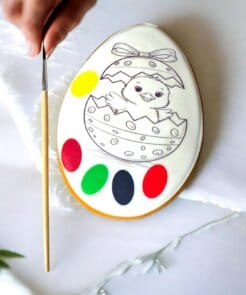 Didelis spalvinamas velykinis meduolis su teptuku  ( viščiukas )