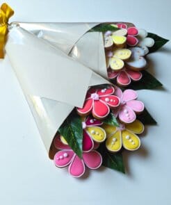 Valgoma puokštė Mamos dienai „Spalvingi žiedai“